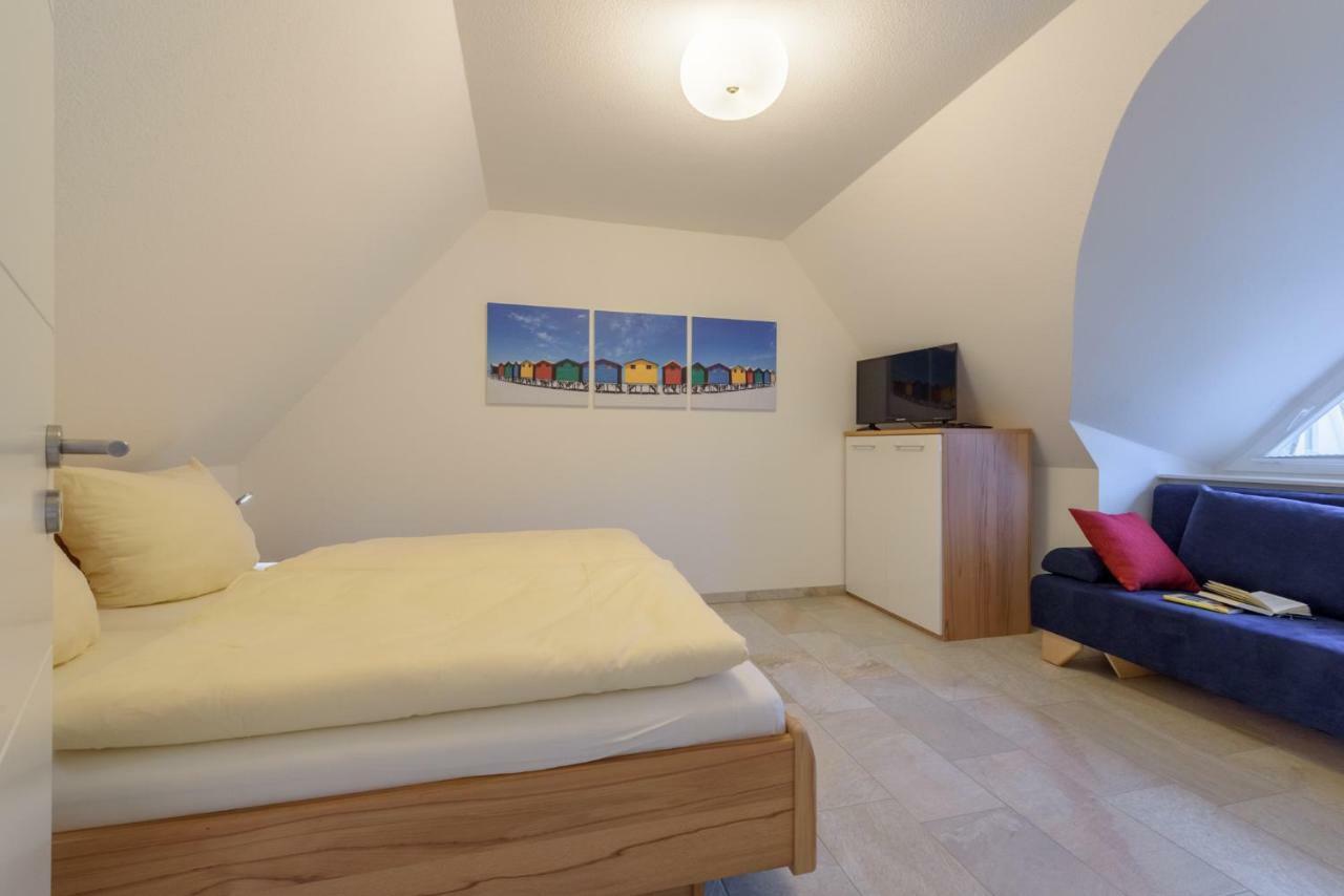 Strandhaus Lucky, Sauna, Garten, Kamin, Strandnah Glowe Kültér fotó